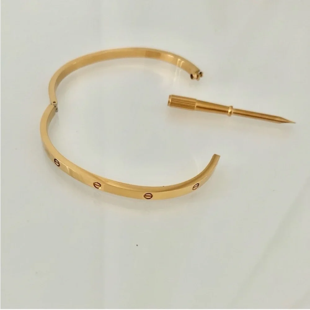 NEW Small Model Screw Cuff Bangle Love Bracelet with Screwdriver in Gold - Picture 2 of 14
